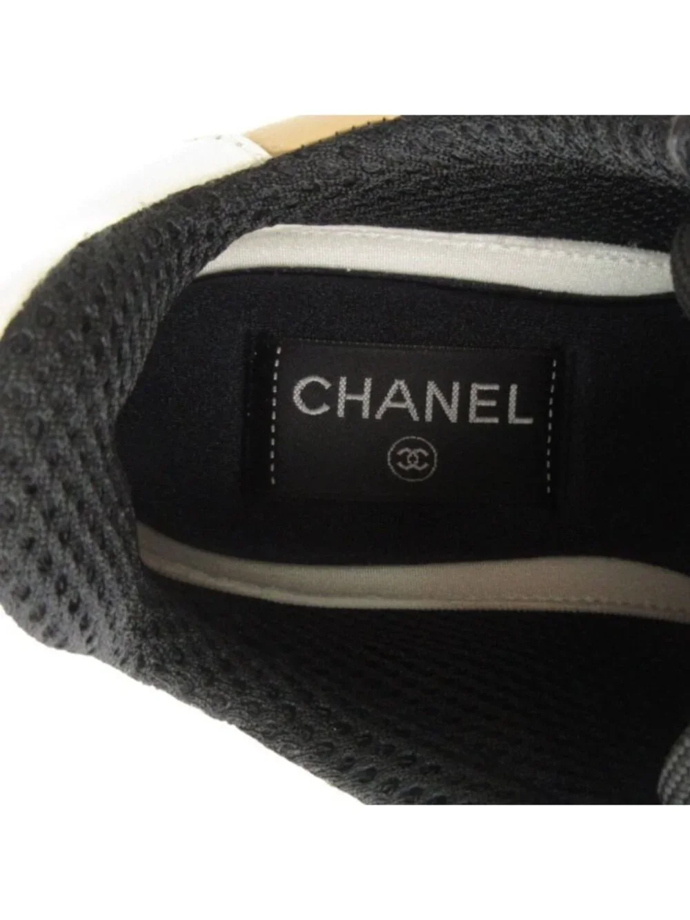 Chanel item sneakers
